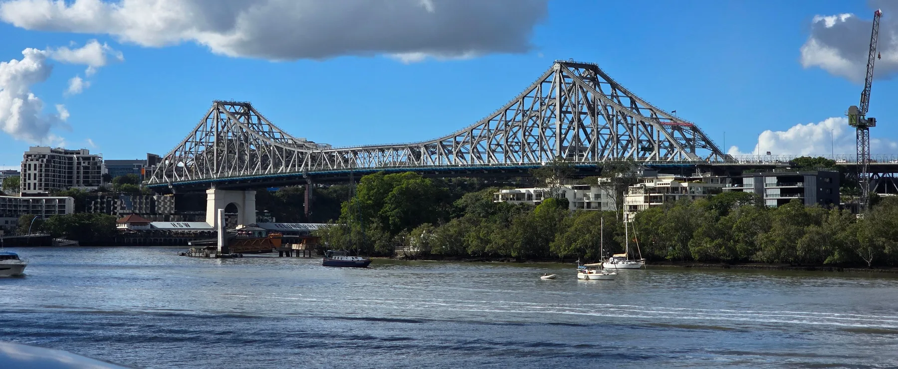 Story Bridge’s steel cantilevers spanning the Brisbane River