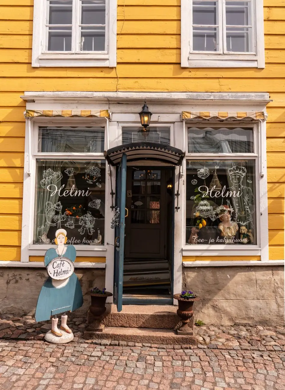 Helmi café’s yellow wooden façade in Porvoo