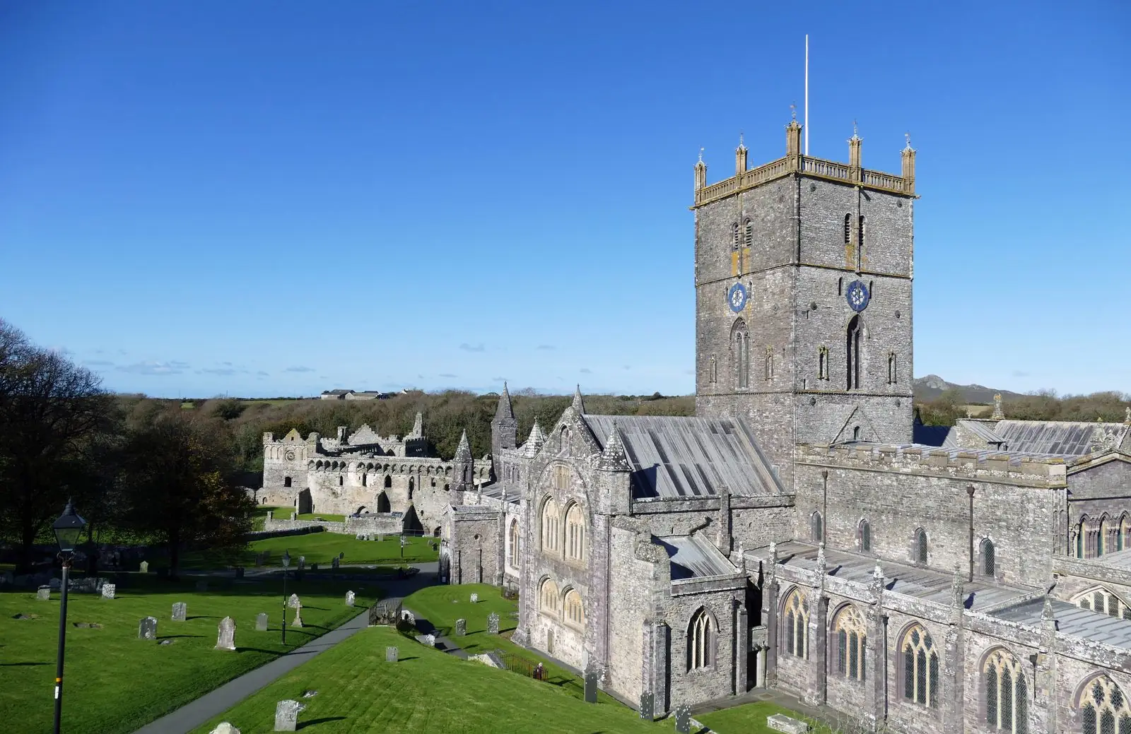 St Davids Cathedral with the Bishop’s Palace ruins behind it