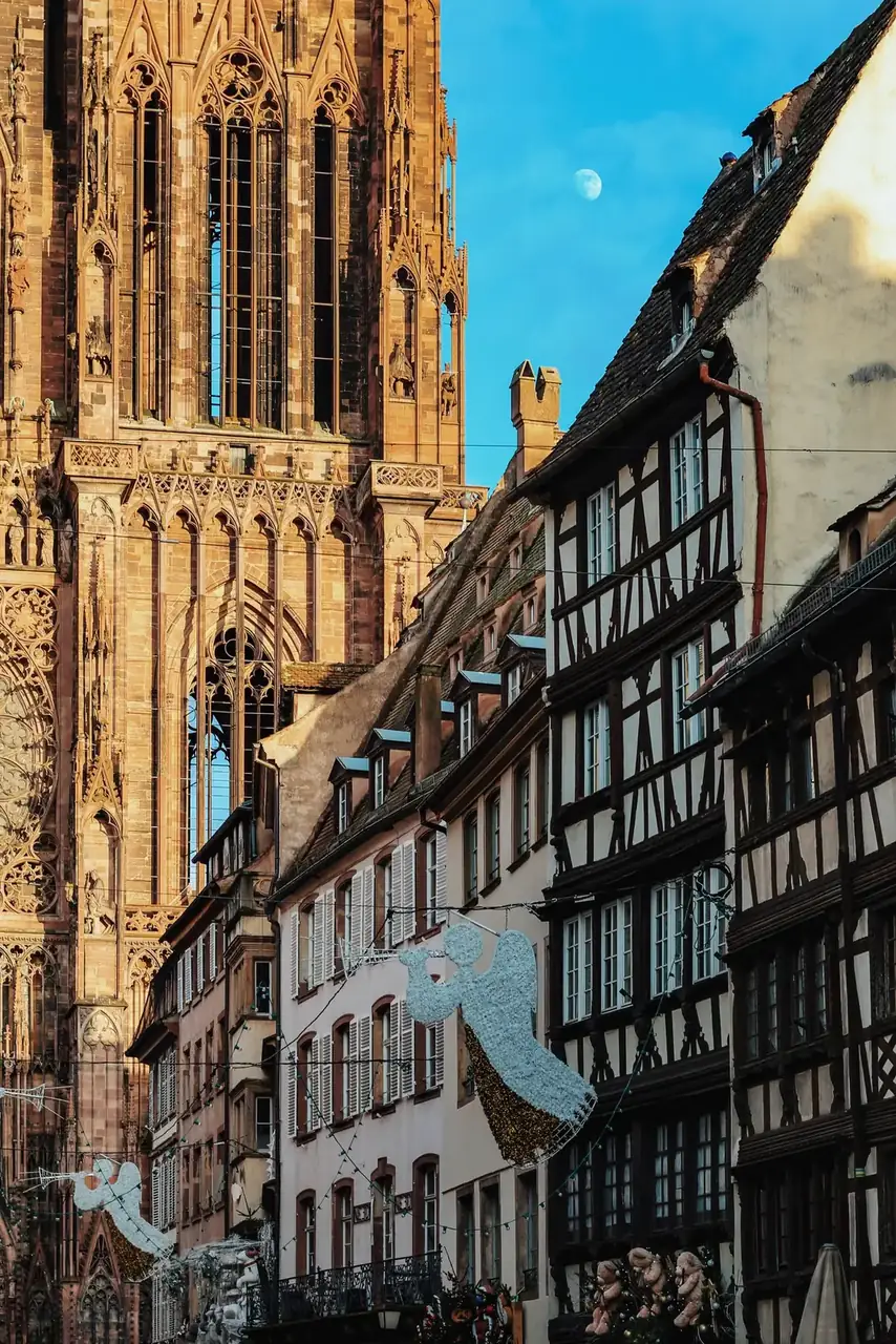 Strasbourg Cathedral beside the Old Town’s timbered façades